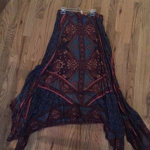 Free people skirt barely worn!